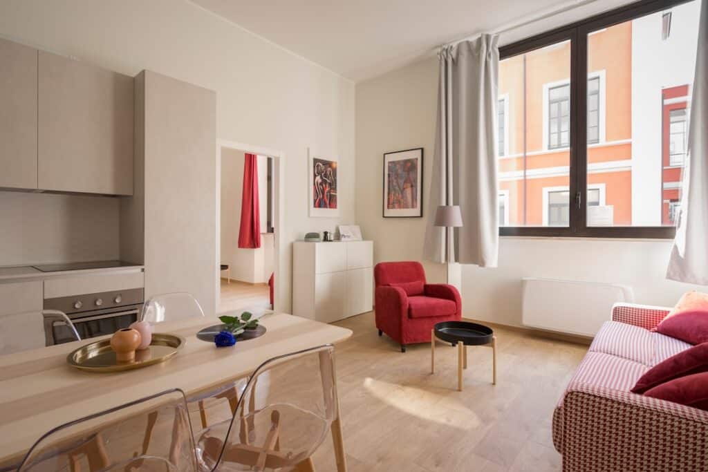 Vide appartement à Anderlecht : étapes clés et conseils locaux 2 Équipe professionnelle effectuant le vide appartement à Anderlecht